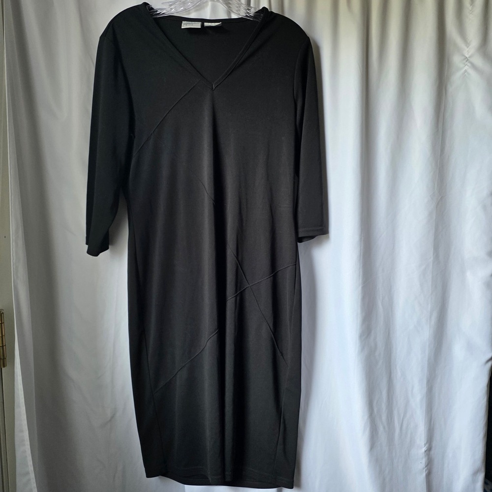 Jacqueline Ferrar Black V-Neck Sheath Dress 3/4 Sleeve Geometric Seam Medium